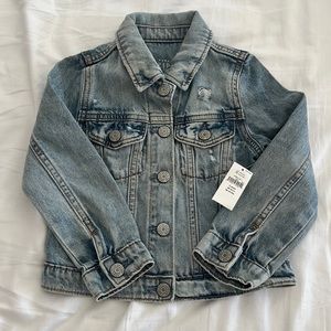 Baby Gap light distressed denim jacket new with tags size 4T